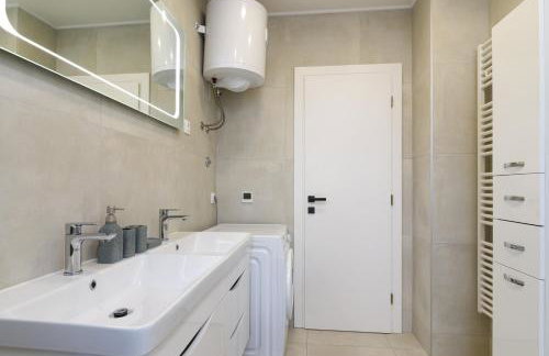 Divine Apartment Drnis - "Modern comfort at the gateway to Krka National Park" - Photo 18