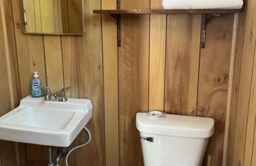 Sleeping Bear Riverside Cabins - Foto 37