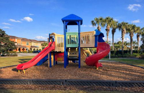 Four Bedroom Private Pool Townhome, near Disney - Foto 12