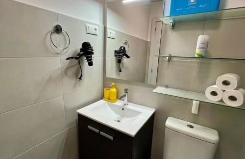 Apartamento nuevo, 2 dormitorios, patio y garaje - Photo 9