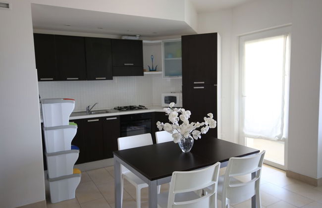 Apartment 30 Meters From the sea With 6 Beds With Full sea View - Foto 11