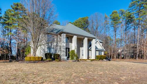 Theater and Game Room at Trenton Area Home - Foto 3