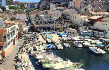 Terrasse - Hyper centre - 2 chambres - Parking gratuit - Calme & lumineux - Arrivée autonome - Foto 28