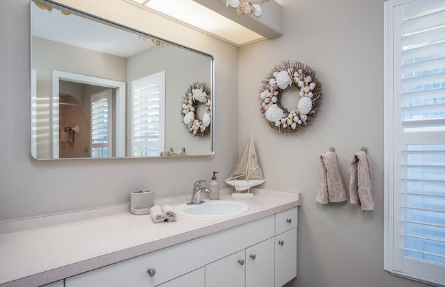 Nokomis Pool Home on the Canal - Foto 47