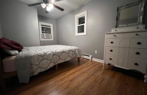 Cottage near Cedar Point and downtown Sandusky - Photo 13