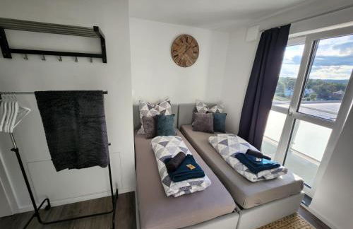Cozy Apartment mit WIFI, Aufzug & Kostenlos Parken EL-Living - Foto 1