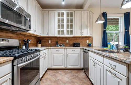 Upscale Shadyside 2 BR, 2 Bath Suite in walkable neighborhood - Foto 14