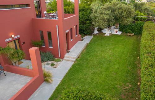 Red Castle - Photo 3