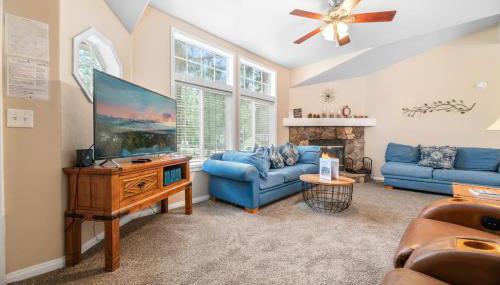 Wine Down - Beautiful and well-kept cabin with large fenced back yard - Foto 2