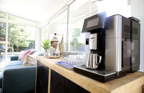 VILLA SAINTE BAUME Piscine Jacuzzi tout confort - Photo 16