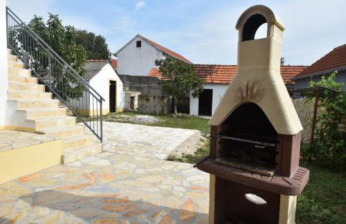 This Pleasant Holiday Home is an Ideal Starting Point to Explore Dalmatia - Foto 45