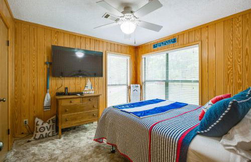 Waterfront Huntsville Home with Private Dock and Spa - Foto 18