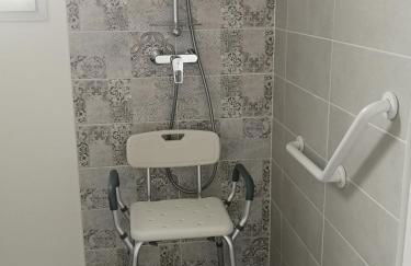 A DEUX PAS DE BEAUVAL - LE GITE - Foto 18