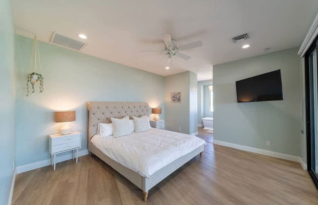 Vanderpump Rules Lake Havasu Luxury Villa w Pool - Photo 38