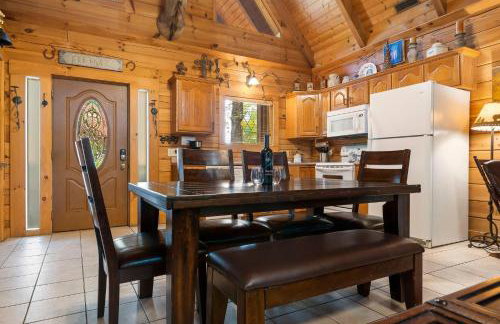 Dogwood Tree Cabin - Foto 13