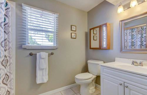 Rare- Downtown 2 bedroom! Family friendly! - Photo 29