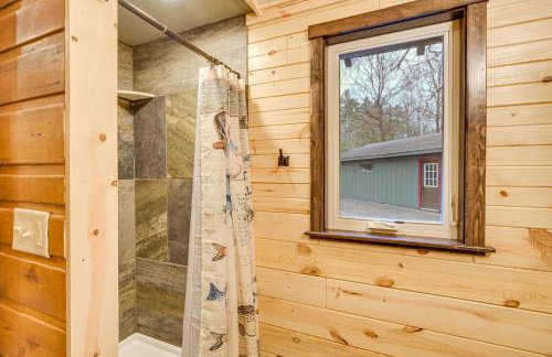 Minong Flowage Cabin with Fire Pit and Dock! - Foto 16