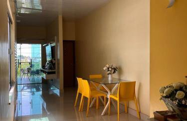 Modern 2-Suite Apartment with Gourmet Balcony - Foto 18