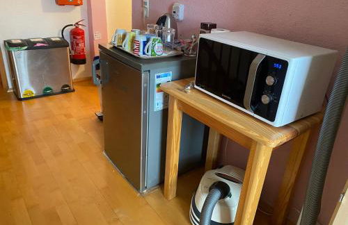 Ferienzimmer Oelhaf Zimmer in Rosé Self Check-In mit Key-Tresore - Photo 11