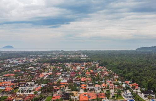 Casa com piscina aquecida, Condomínio a beira mar - Photo 10