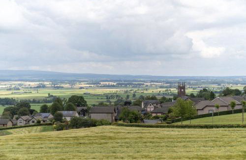 St Michael's - Photo 11