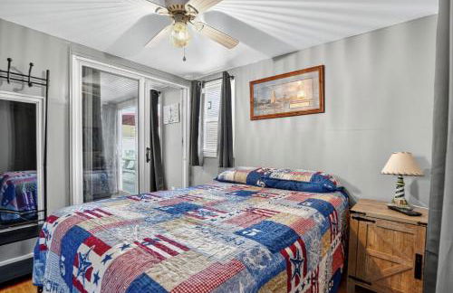 Welcome to Hokie Haven by the Bay - where Chesapeake sunsets meet Hokie spirit. - Foto 34