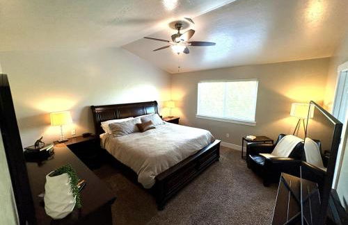 Hole in One Place with Hot Tub and Ping Pong - Foto 14