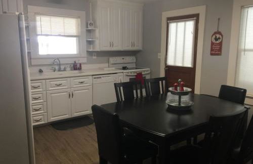 Country Living Pool Home - Foto 9