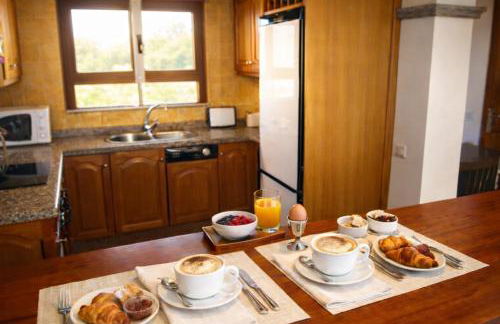 VILLA ALAI. PRIVACIDAD. PISCINA CLIMATIZADA. WIFI. TV CABLE. - Foto 25