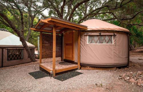 Elegant Yurt Tucked Beneath Oak Trees on Southern California Ranch - Foto 23