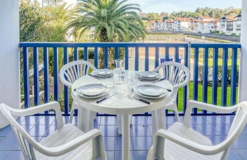 Appartement avec Terrasse et Piscine à 2 pas de la Plage - FR-1-4-567 - Foto 1