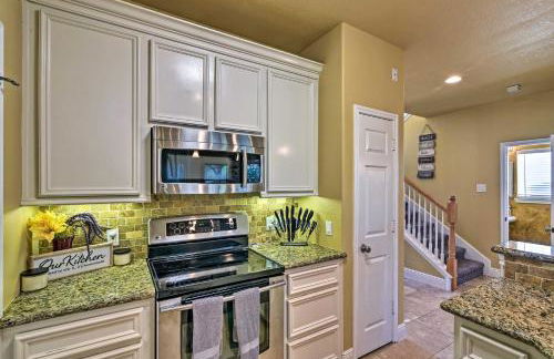 Walk to Bayshore Park Lakefront Dickinson Gem! - Foto 9