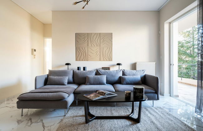 3BD Apt Next to The Ellinikon - Foto 1