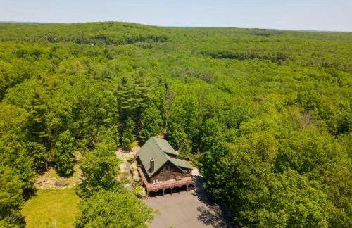 Massive Log Chalet with Hot Tub - Foto 56