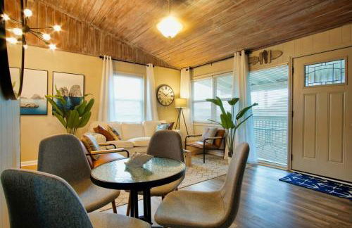 Serenity Sol ※ Surfside Charmer Near Beach & Jetty - Foto 19