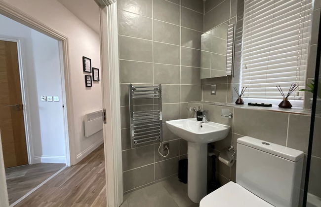 City Retreat Birmingham - Modern 2 Bed Apartment - Foto 18