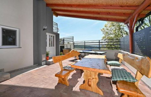 Beautiful Home In Leskovec Toplicki - Foto 15