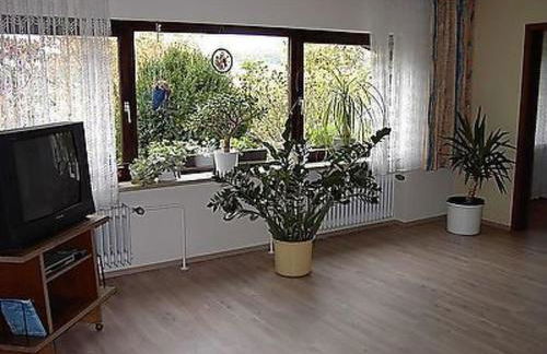 Apartment Große Ferienwohnung in Sinbronn mit Garten by Interhome - Foto 8