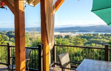 Panoramic River Views - Nature Framed in Every Window - Photo 3