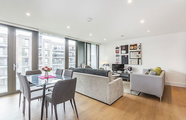 Stunning Brand New Westminster Apartment - Photo 21