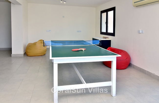 Amazing Luxury Villa, Enormous Heated Pool Jacuzzi, Gym, Games Room In Paphos, - Foto 59