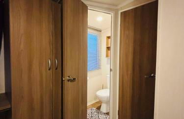 Haven Holiday Park, Kent Coast - Photo 17