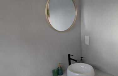 Entire villa hosted by Noam - Foto 18