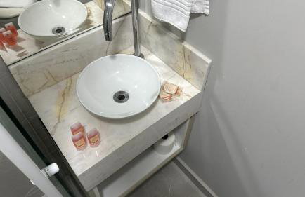 4- Studio para casal. Ótima Localização - Foto 10