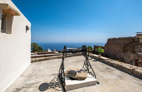 Historic Villa Kassiopi with Panoramic Sea view - Photo 40