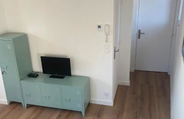 Lamballe plein centre, superbe appartement 1er étage - Photo 6