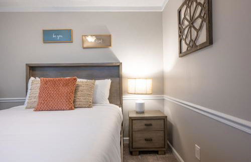 Disconnect From The City In This Outdoorsy Getaway - Foto 57