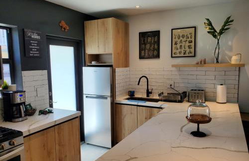 Casa Cuba in Little Havana, Brickell, Calle 8 and 10 minutes to the Beach FREE PARKING - Foto 24