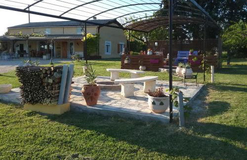 Aux Lauriers d'Adhémar - Foto 30