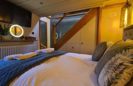 Fox Corner, Ambleside, romantic retreat for two, dog friendly, hot tub - Photo 44